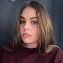 Дарина - преподаватель чемодана